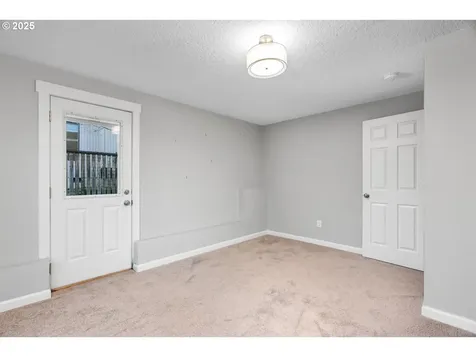 4545 SW Vacuna Street Portland OR 97219