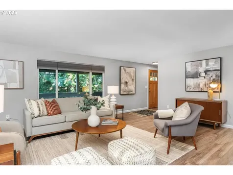 4545 SW Vacuna Street Portland OR 97219