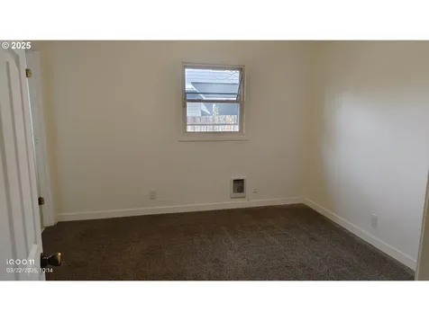 1105 SE 148th Avenue Portland OR 97233