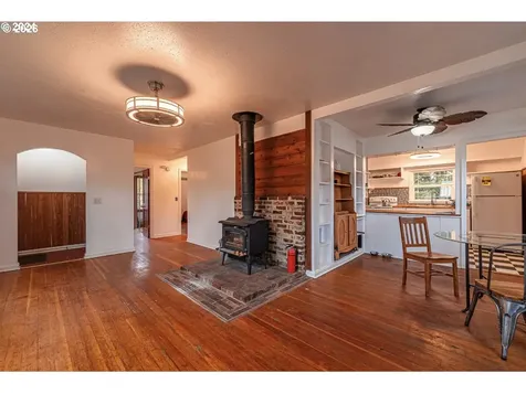123 Elkay Drive Eugene OR 97404