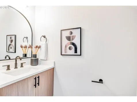 2381 SE 45th Avenue Portland OR 97215