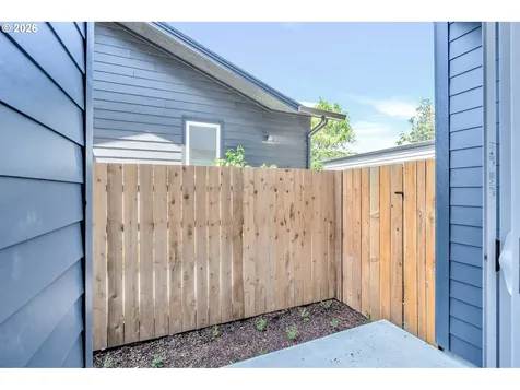 2381 SE 45th Avenue Portland OR 97215