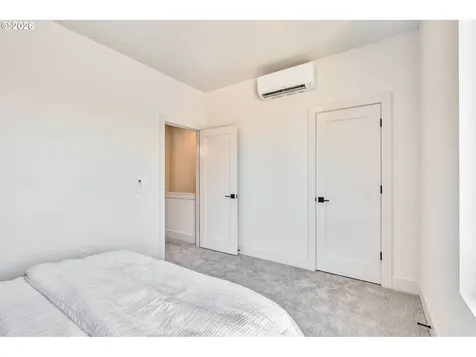 2381 SE 45th Avenue Portland OR 97215