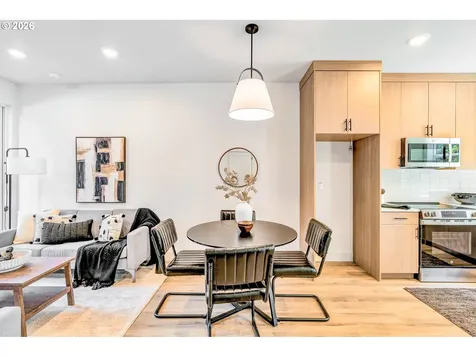 2381 SE 45th Avenue Portland OR 97215