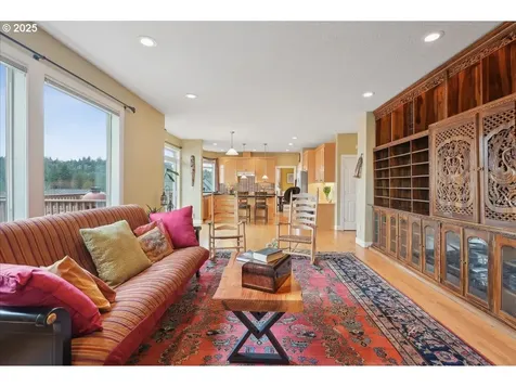 15532 SE Henderson Way Portland OR 97236