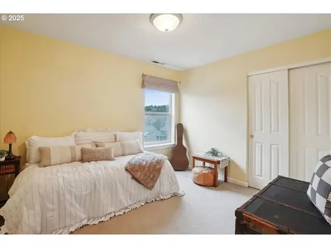 15532 SE Henderson Way Portland OR 97236