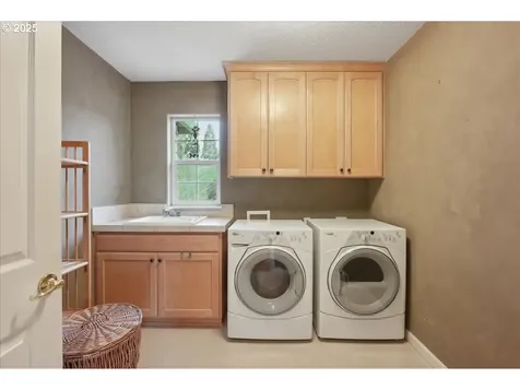 15532 SE Henderson Way Portland OR 97236