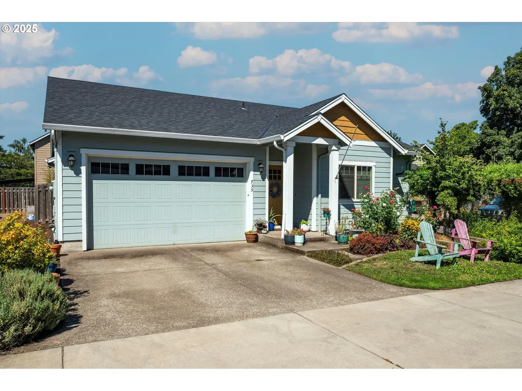 735 N College Street Newberg OR 97132