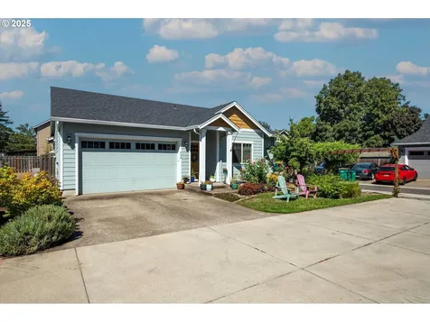 735 N College Street Newberg OR 97132