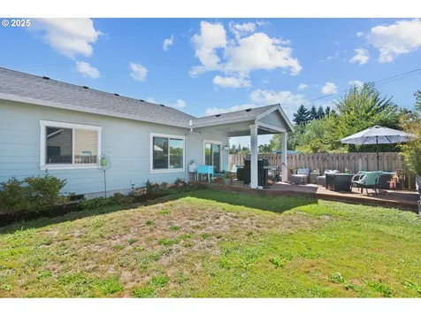 735 N College Street Newberg OR 97132