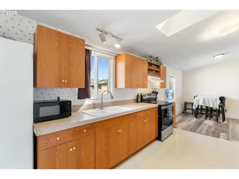 915 Home Street The Dalles OR 97058
