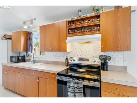 915 Home Street The Dalles OR 97058