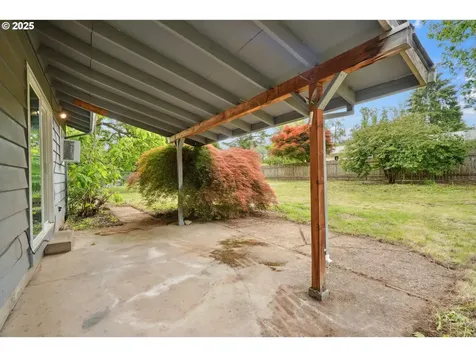 1237 Blankenship Road West Linn OR 97068