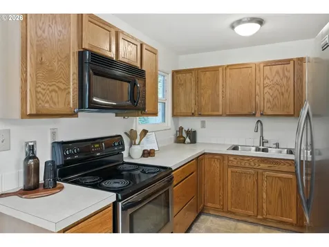 8719 N Wilbur Avenue Portland OR 97217