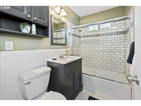 8719 N Wilbur Avenue Portland OR 97217