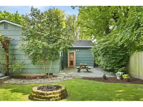 8719 N Wilbur Avenue Portland OR 97217