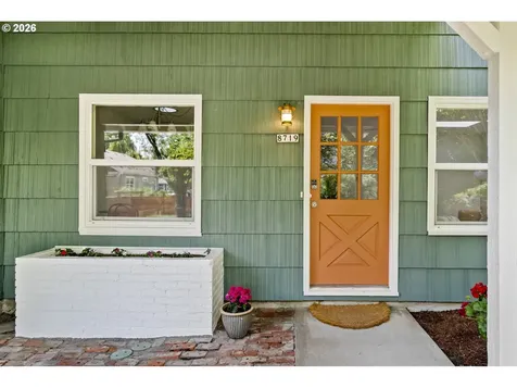8719 N Wilbur Avenue Portland OR 97217