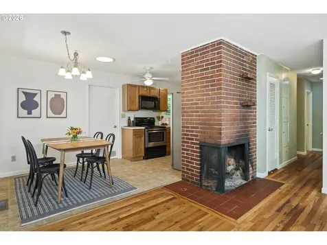8719 N Wilbur Avenue Portland OR 97217