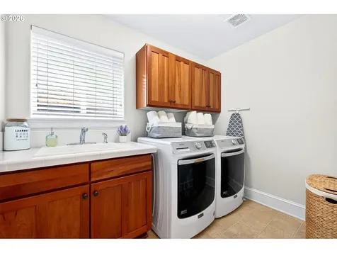 11058 SW Oneida Street Tualatin OR 97062