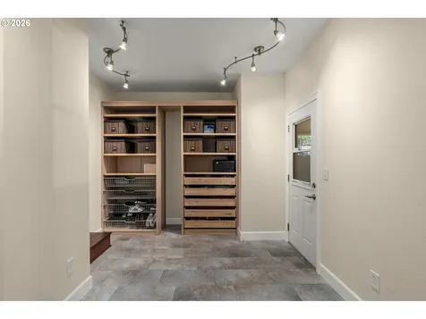 4316 Albert Circle Lake Oswego OR 97035