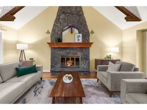 4316 Albert Circle Lake Oswego OR 97035
