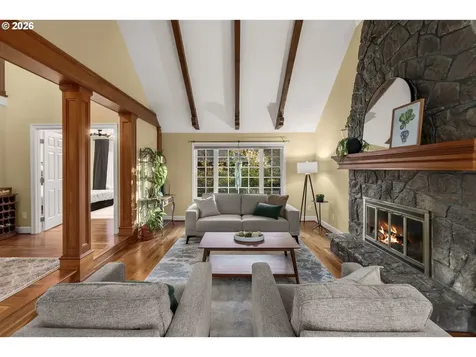 4316 Albert Circle Lake Oswego OR 97035