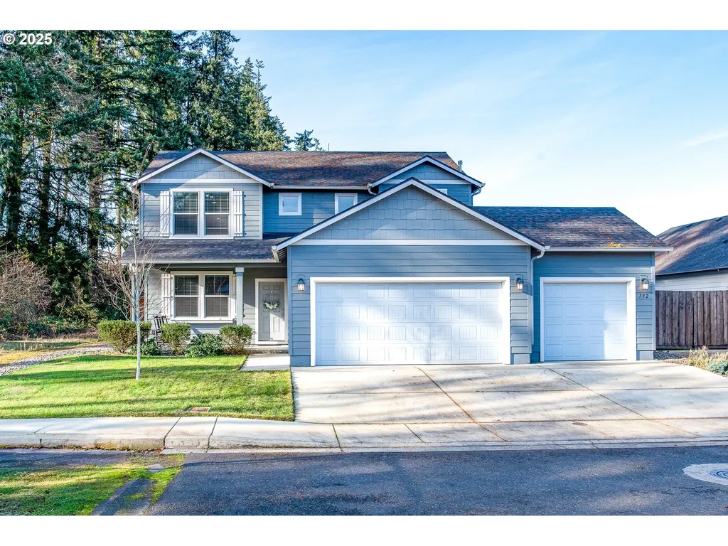 792 S 52nd Place Springfield OR 97478