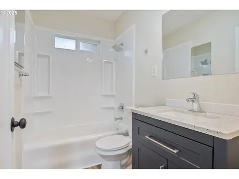 441 18th Avenue Longview WA 98632