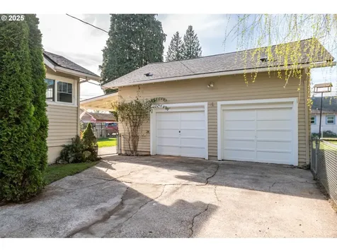 441 18th Avenue Longview WA 98632