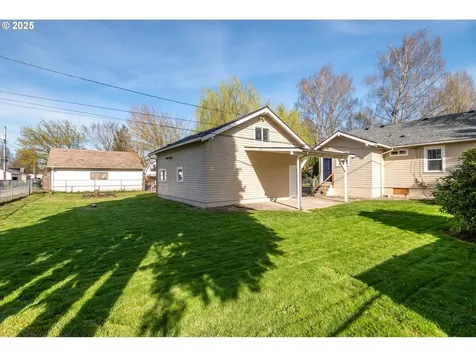 441 18th Avenue Longview WA 98632