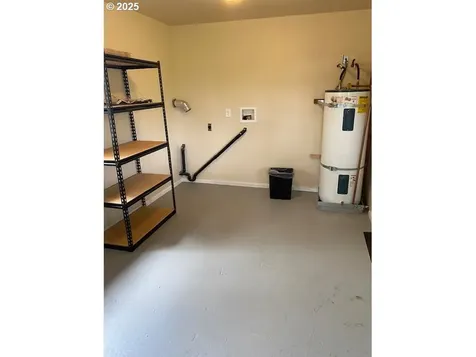 82277 Davisson Road Creswell OR 97426