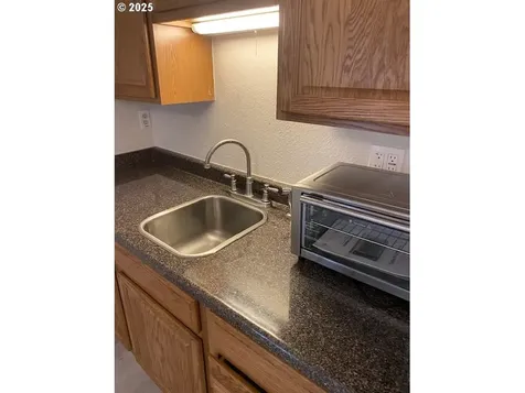 82277 Davisson Road Creswell OR 97426