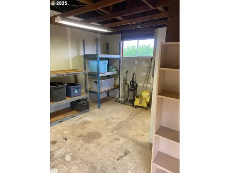 82277 Davisson Road Creswell OR 97426