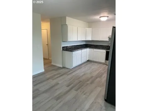 82277 Davisson Road Creswell OR 97426
