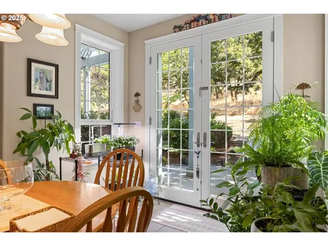 425 Cross Creek Drive Roseburg OR 97471
