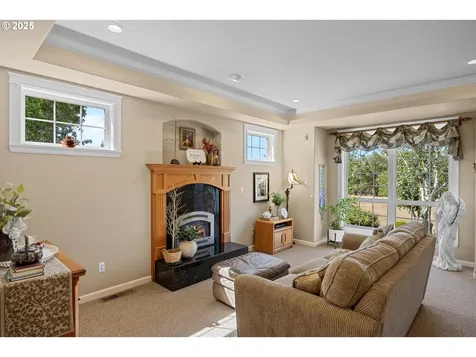 425 Cross Creek Drive Roseburg OR 97471