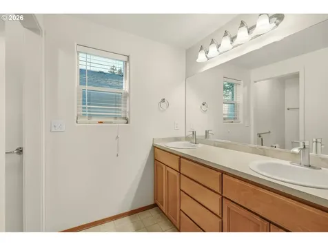 1901 SE 177th Avenue Portland OR 97233