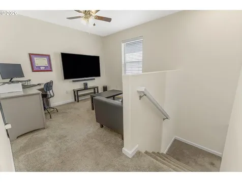 1228 W 16th Avenue La Center WA 98629