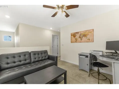 1228 W 16th Avenue La Center WA 98629