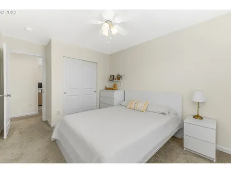 1228 W 16th Avenue La Center WA 98629