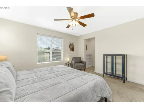 1228 W 16th Avenue La Center WA 98629