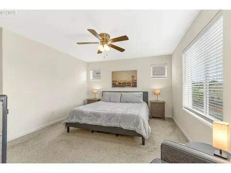 1228 W 16th Avenue La Center WA 98629