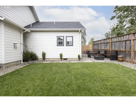 1159 SW Cherry Street Dallas OR 97338