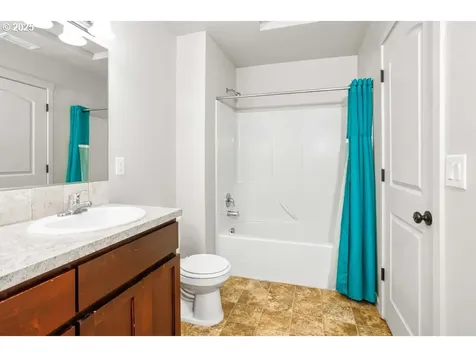 57 N 42nd Place Ridgefield WA 98642
