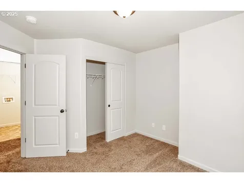 57 N 42nd Place Ridgefield WA 98642