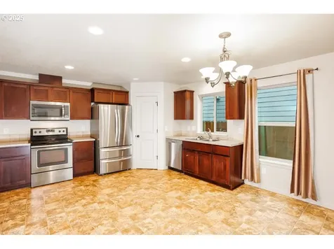 57 N 42nd Place Ridgefield WA 98642