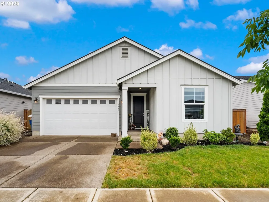 1480 Sunflower Street Woodburn OR 97071