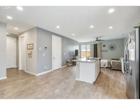 1480 Sunflower Street Woodburn OR 97071