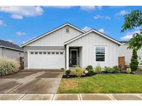 1480 Sunflower Street Woodburn OR 97071