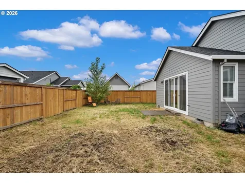 1480 Sunflower Street Woodburn OR 97071